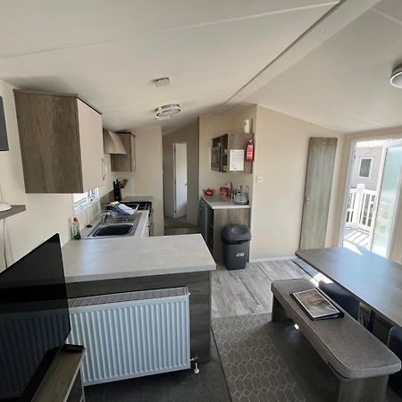 3 Bedroom Modern Caravan Sleeps Up To 8 Millom Kültér fotó