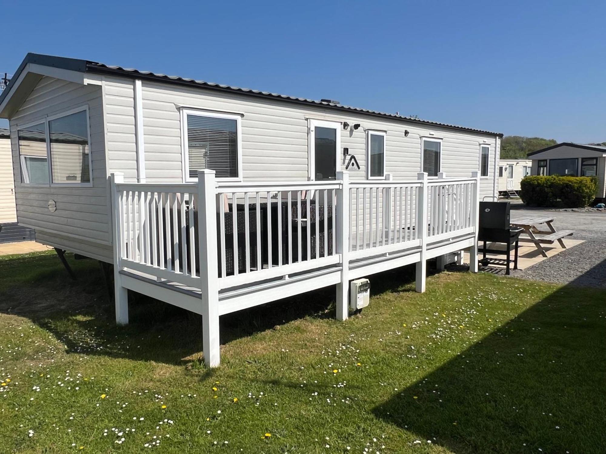 3 Bedroom Modern Caravan Sleeps Up To 8 Millom Kültér fotó